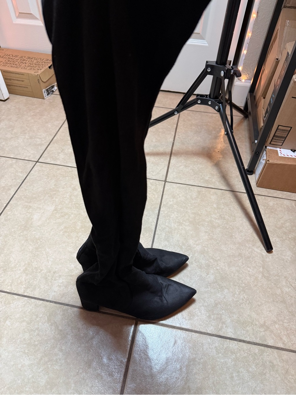 Women's Black Pointed Toe Knee Boot - Picture 3 of 6
